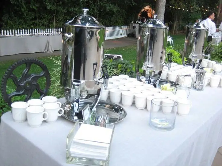 Coffe Break Table Rental